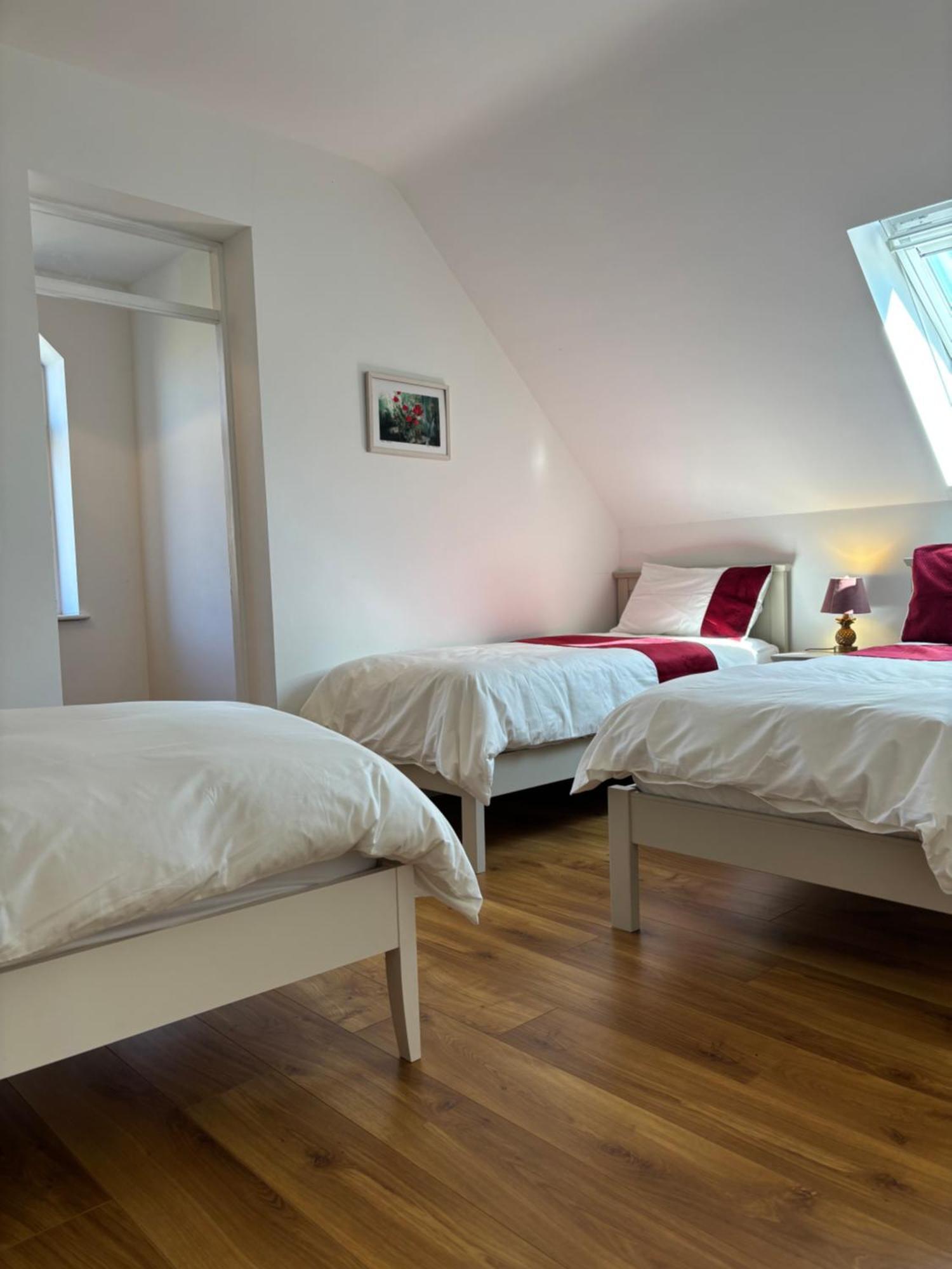 Lough Key Luxury Riverfront Apartment Cootehall Extérieur photo